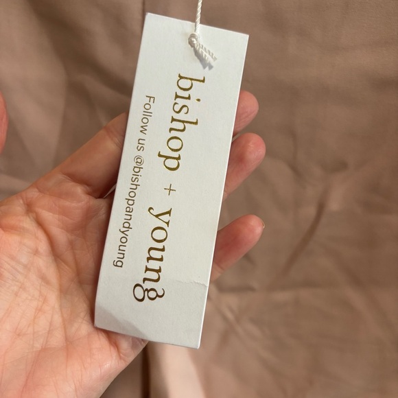 NWT Bishop + Young Scallop Edge Shorts - Picture 2 of 3